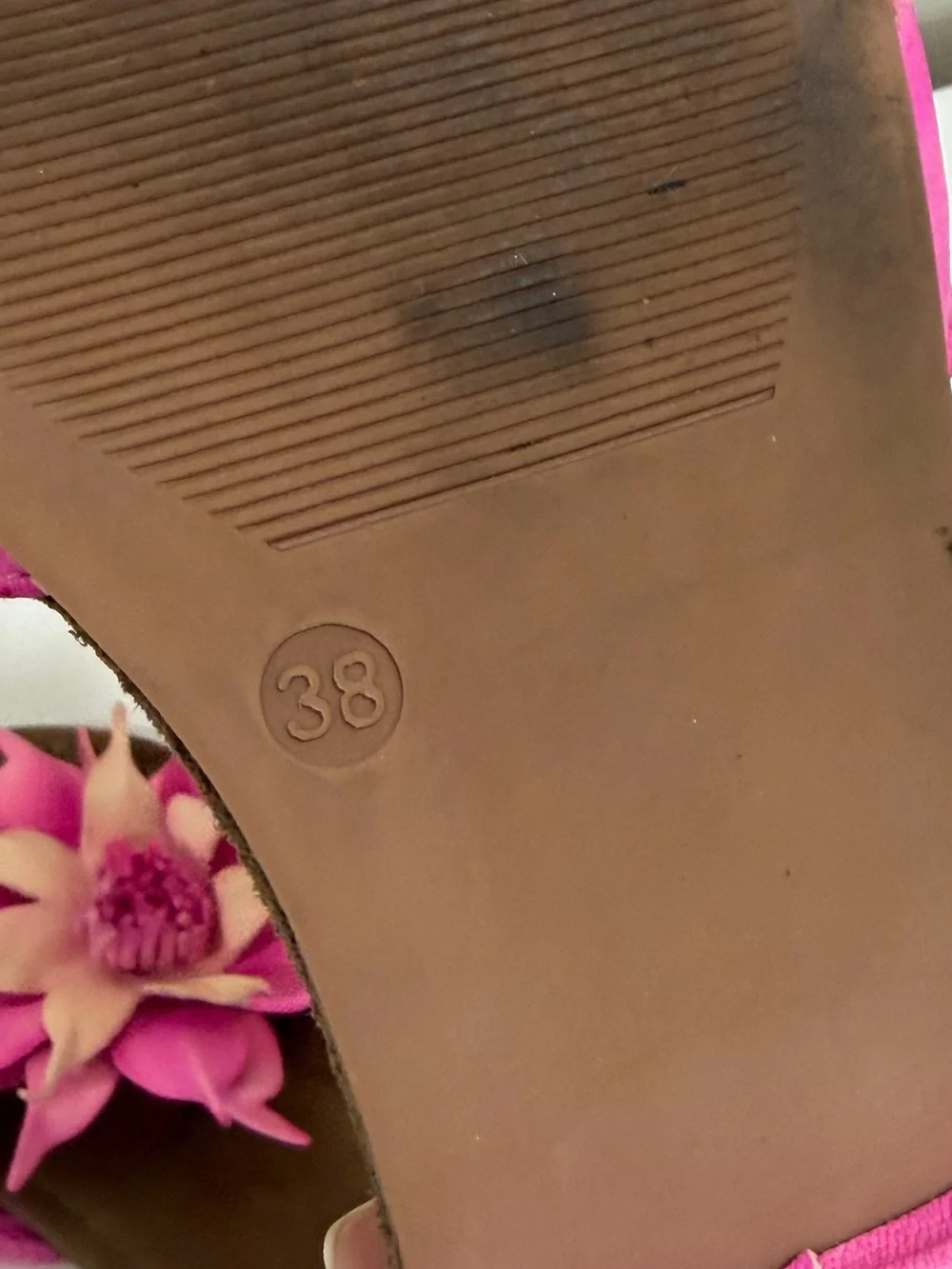 Anthropologie SHERIDAN MIA Pink Flower Suede Thongs Sandal Women Size 38